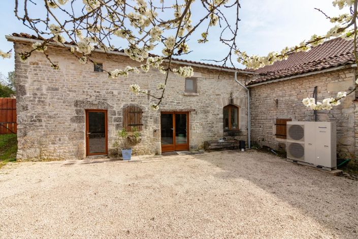 Image No.12-4 Bed House for sale