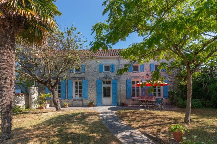 Image No.15-4 Bed House for sale