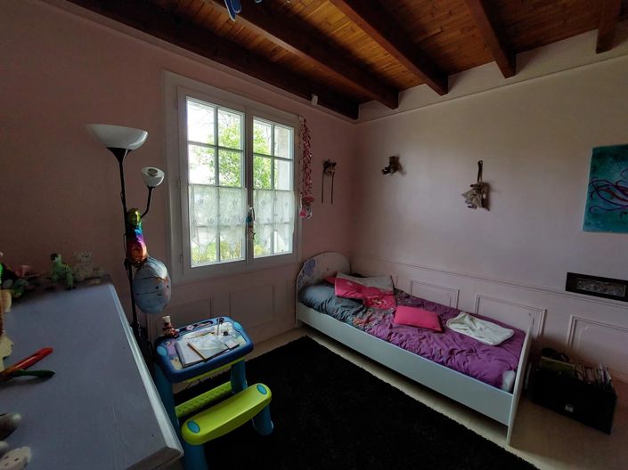 Image No.9-3 Bed House for sale