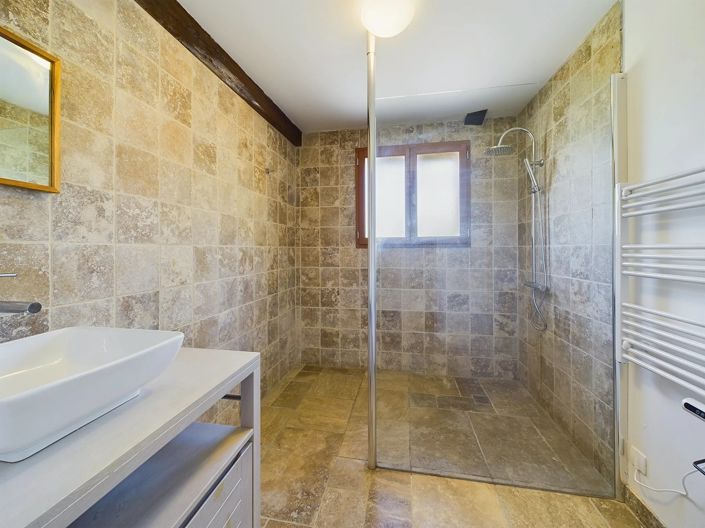 Image No.15-7 Bed House for sale