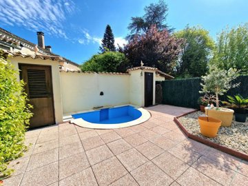 1571d003203beb1930a2626887fb1cd322818b19e3400