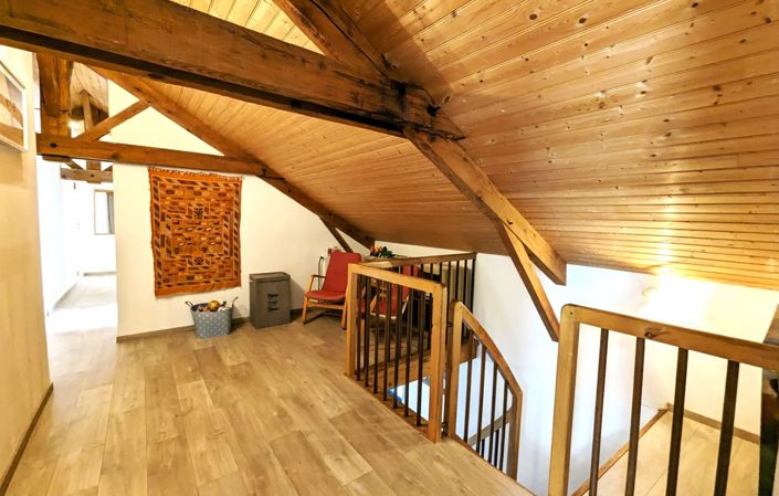 Image No.12-6 Bed Farmhouse for sale