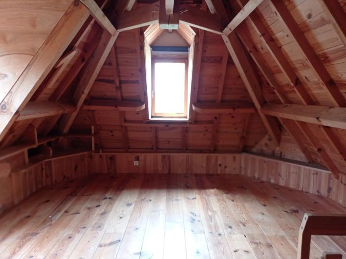 Image No.10-5 Bed House for sale