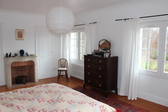 Image No.10-8 Bed House for sale