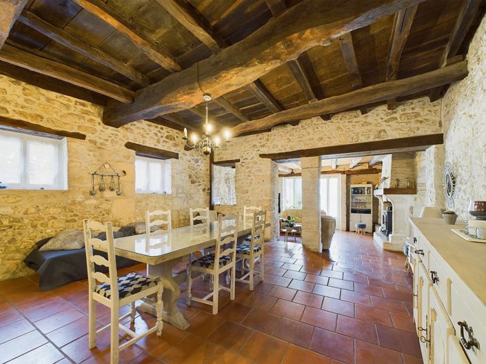 Image No.5-Maison de village de 5 chambres à vendre à Issigeac