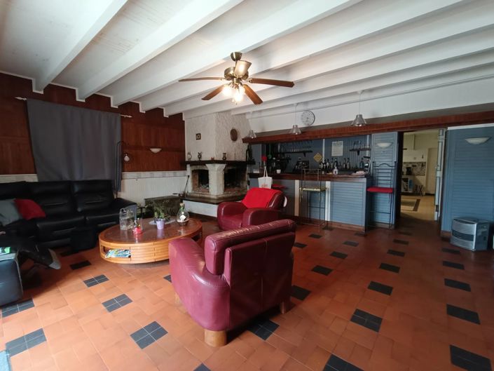 Image No.12-7 Bed House for sale