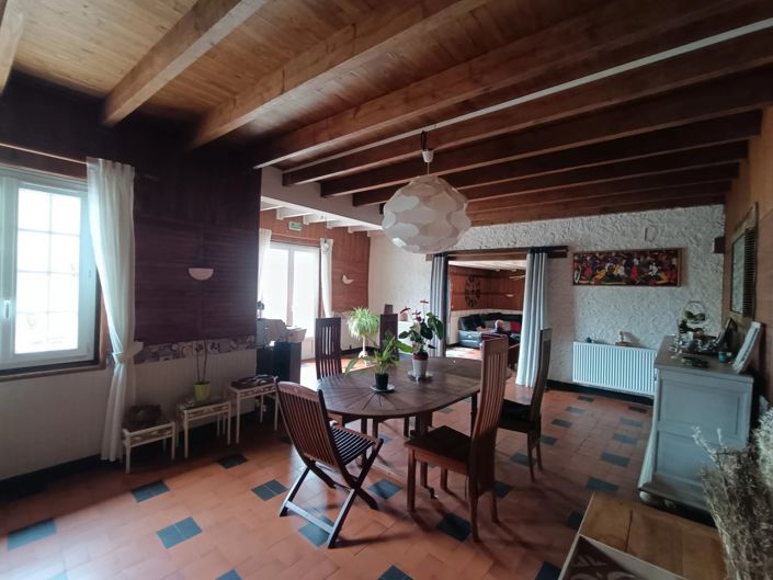 Image No.4-7 Bed House for sale