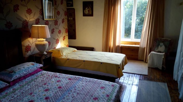 Image No.6-4 Bed House for sale