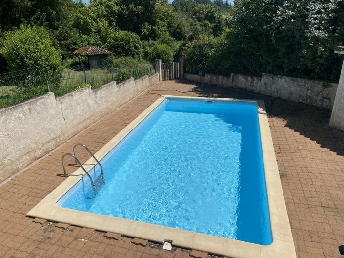 Image No.6-Ferme de 3 chambres à vendre à Chalais