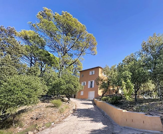 Image No.6-4 Bed House for sale