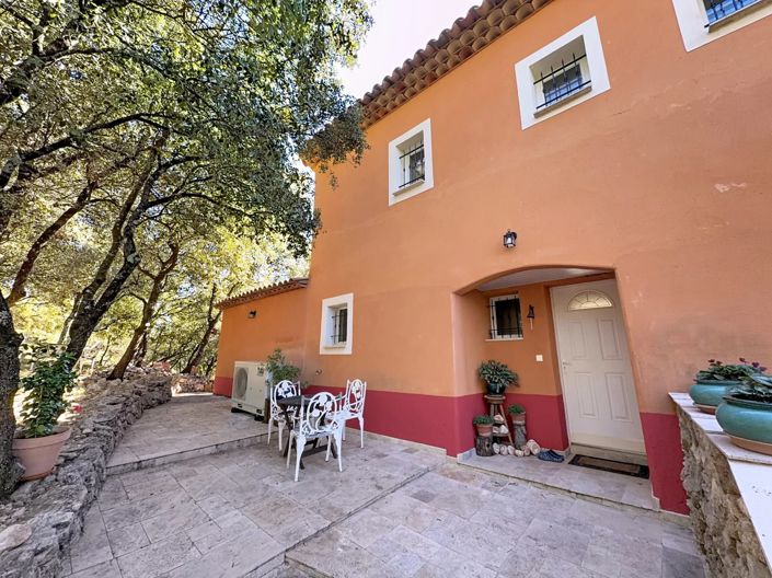 Image No.9-4 Bed House for sale