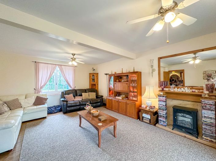 Image No.6-Maison de 4 chambres à vendre à Château-Garnier