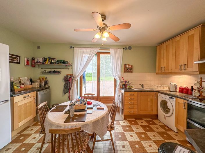 Image No.11-Maison de 4 chambres à vendre à Château-Garnier