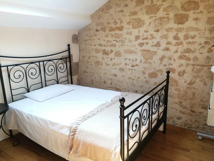 Image No.10-3 Bed House for sale