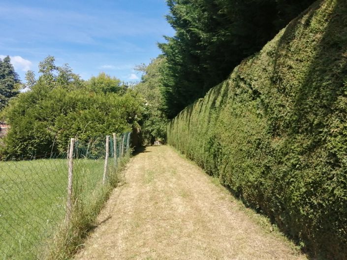 Image No.11-3 Bed House for sale