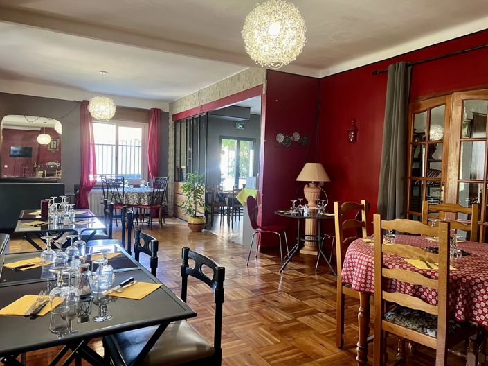 Image No.7-5 Bed House for sale