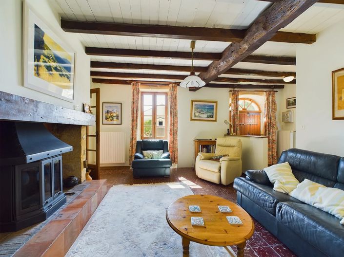 Image No.3-4 Bed House for sale