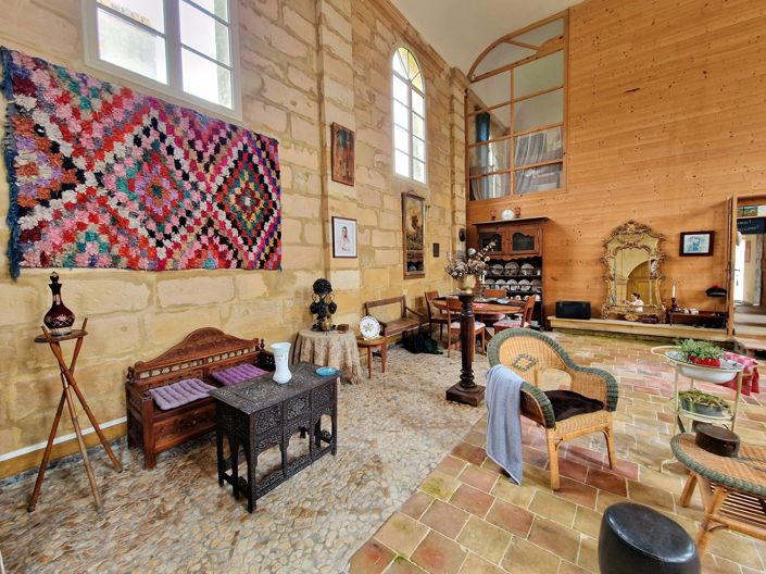 Image No.11-2 Bed House for sale