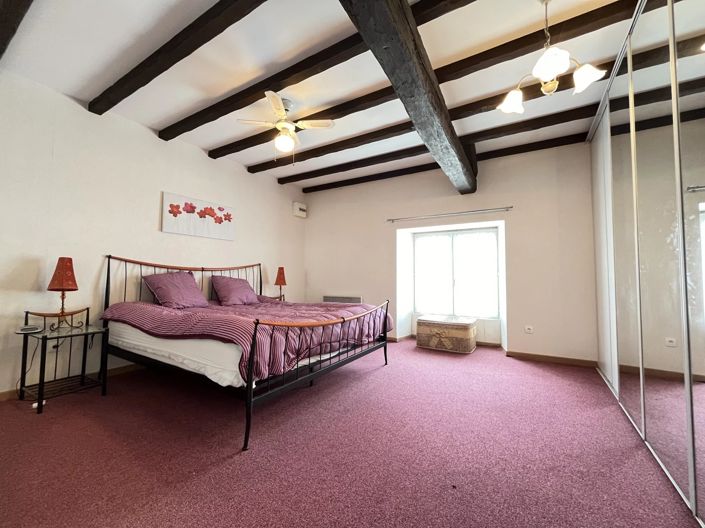 Image No.12-6 Bed House for sale