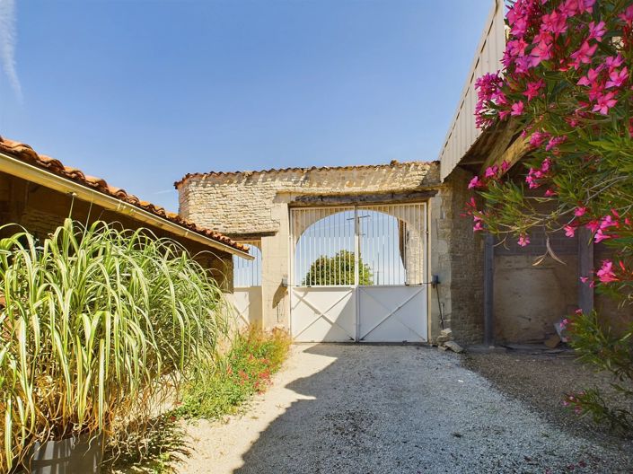 Image No.15-Maison de 4 chambres à vendre à Charente