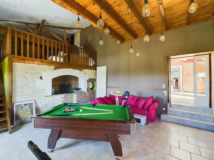 Image No.5-Maison de 4 chambres à vendre à Charente