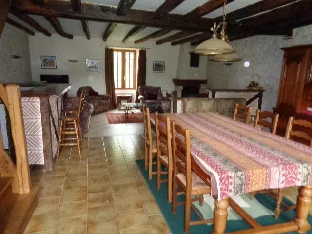 Image No.6-4 Bed House for sale