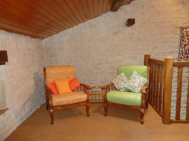 Image No.10-4 Bed House for sale