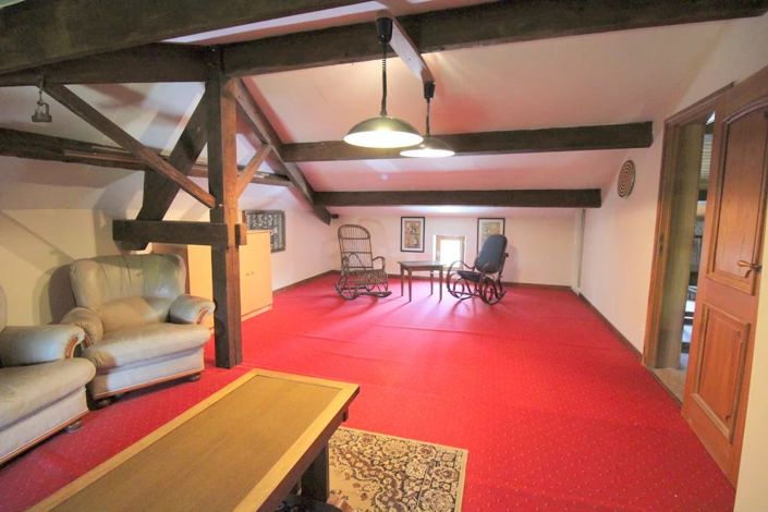 Image No.10-5 Bed House for sale