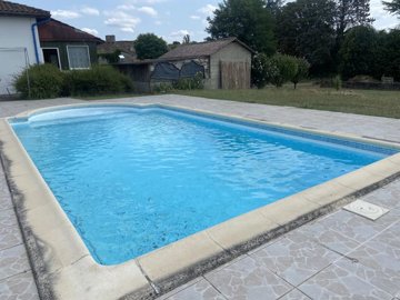 feba4df9e22953b3bc75903b322295c248936e974a403