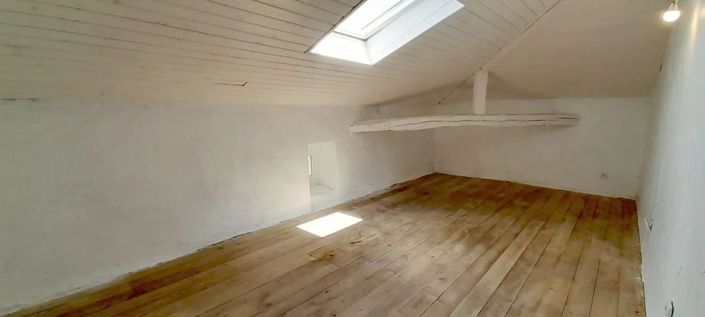 Image No.12-3 Bed House for sale