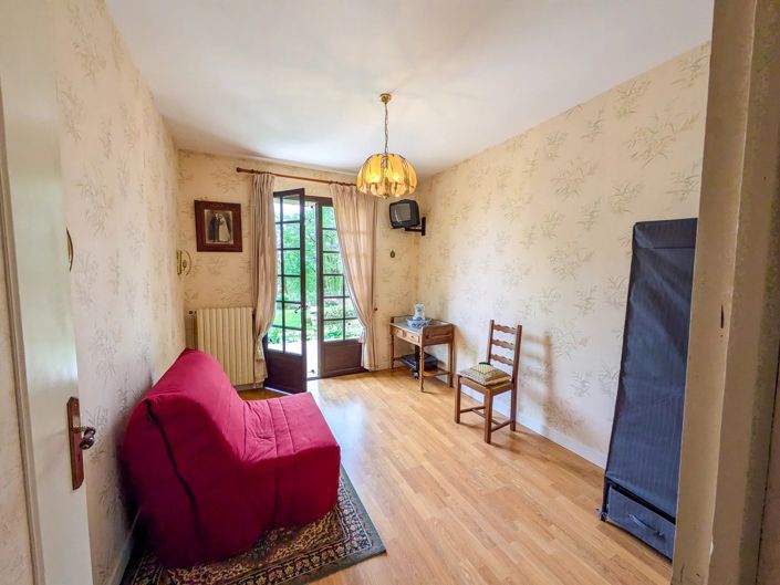 Image No.8-4 Bed Farmhouse for sale