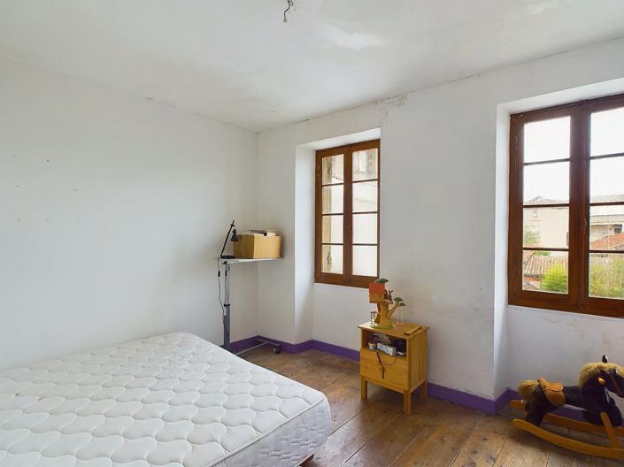 Image No.15-5 Bed House for sale