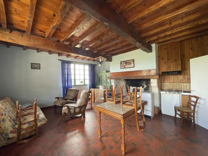 Image No.15-12 Bed House for sale