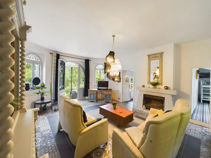 Image No.3-3 Bed House for sale