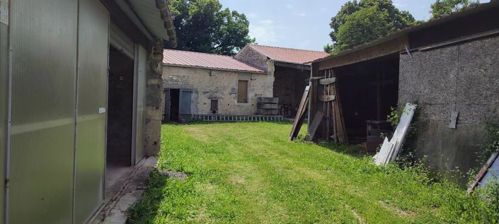 Image No.5-Maison de village de 5 chambres à vendre à Charente