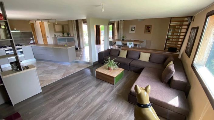 Image No.4-4 Bed House for sale