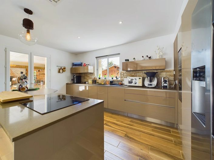 Image No.3-Maison de village de 4 chambres à vendre à Issigeac