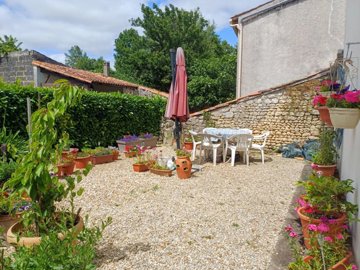 bbd4dd2d0685c6e7741b0d786944301b4a89f4195a192