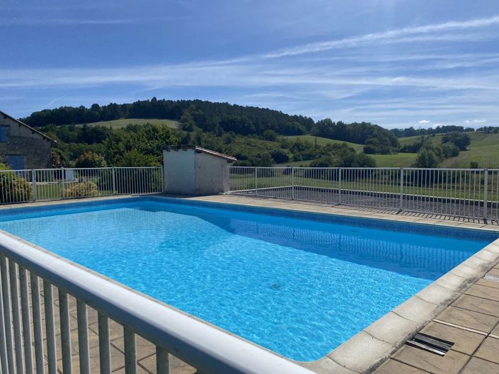 Image No.2-Maison de 3 chambres à vendre à Montignac-le-Coq