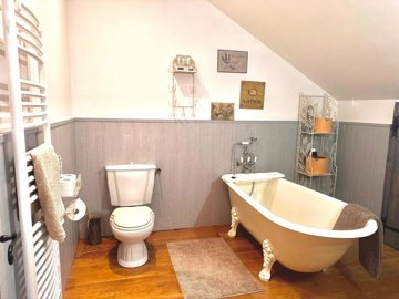 44b8af35c1b0fbf66927e8234af1cf8d9f638280b8160