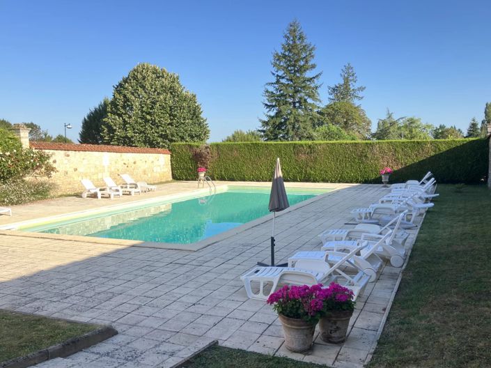 Image No.12-Propriété de 2 chambres à vendre à Charras