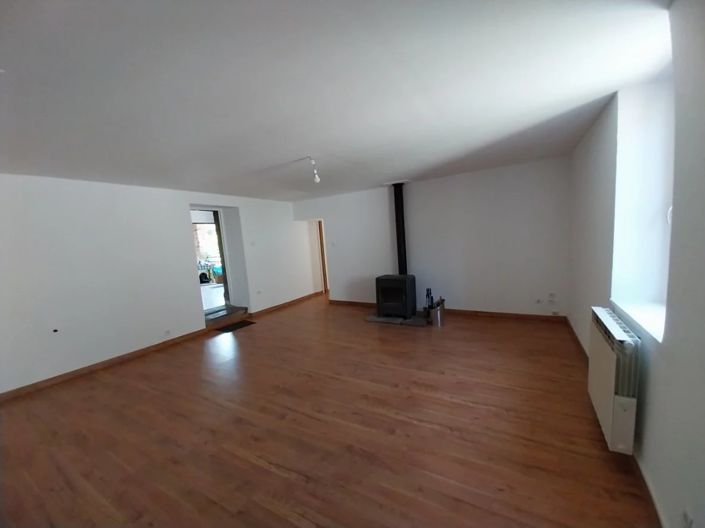 Image No.12-3 Bed House for sale