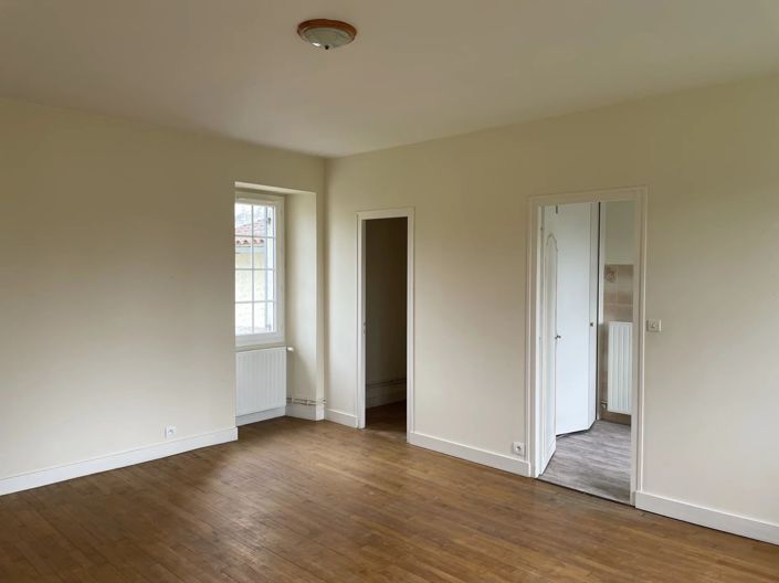 Image No.12-4 Bed House for sale