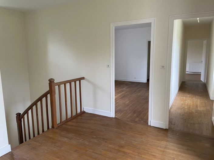 Image No.7-4 Bed House for sale