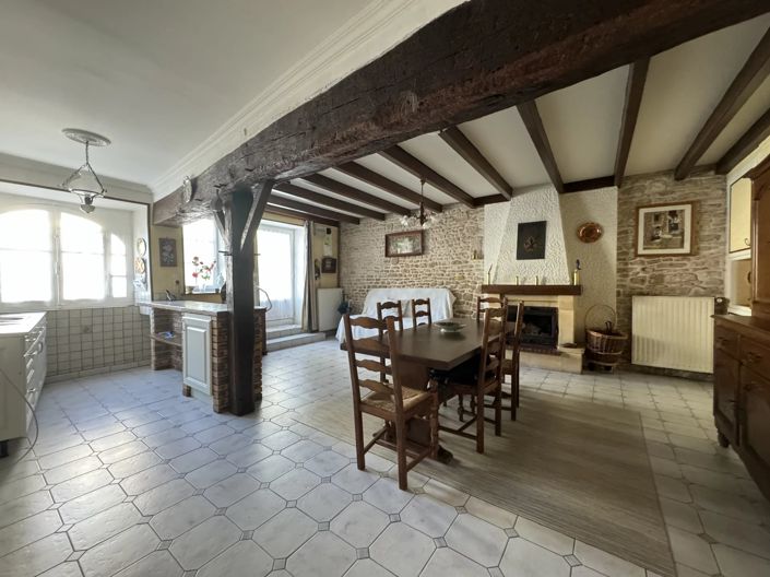 Image No.3-2 Bed House for sale