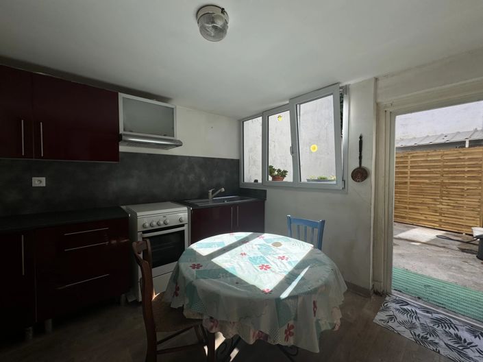 Image No.4-2 Bed House for sale