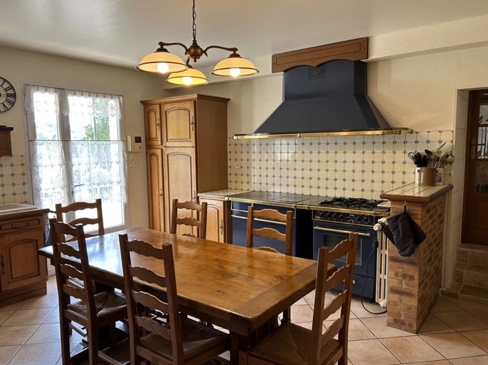 Image No.3-Maison de 4 chambres à vendre à Charente