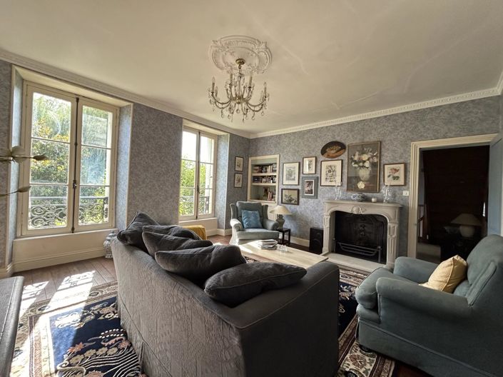 Image No.10-3 Bed Village House for sale