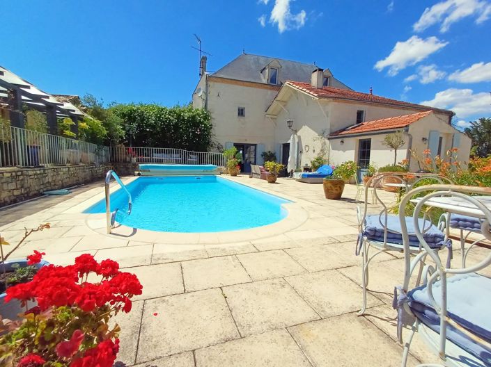 Image No.3-Maison de village de 6 chambres à vendre à Saint-Thomas-de-Conac