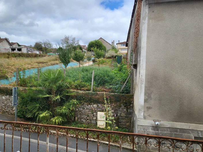 Image No.8-2 Bed House for sale